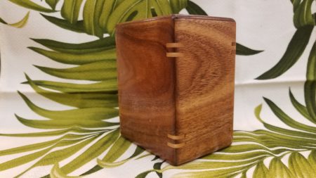 Koa urn with splines